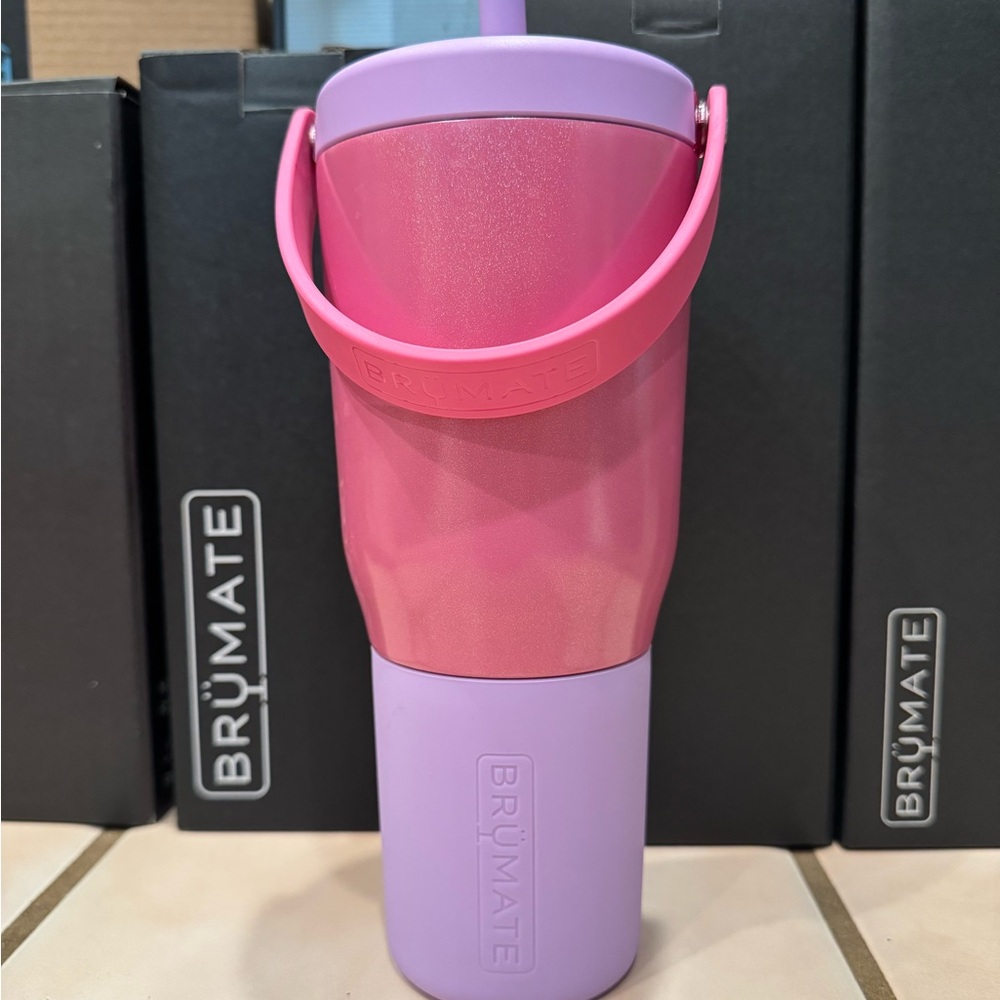 BrüMate cotton candy Resa 35oz